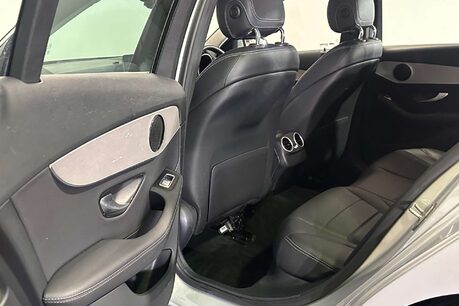 Mercedes-Benz C Class 2.0 C300de 13.5kWh Sport Edition Estate 5dr Diesel Plug-in Hybrid G-Tronic+ 49