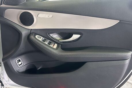 Mercedes-Benz C Class 2.0 C300de 13.5kWh Sport Edition Estate 5dr Diesel Plug-in Hybrid G-Tronic+ 10