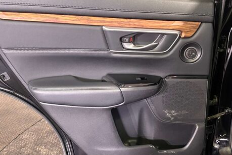 Honda CR-V 1.5 VTEC Turbo SR SUV 5dr Petrol CVT 4WD Euro 6 (193 ps) 48