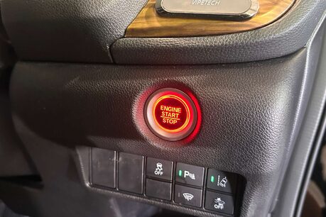 Honda CR-V 1.5 VTEC Turbo SR SUV 5dr Petrol CVT 4WD Euro 6 (193 ps) 16