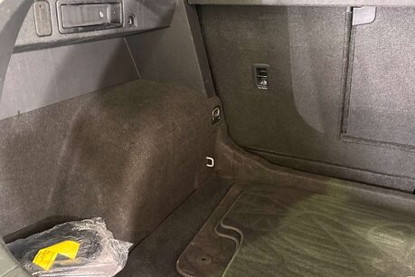 Volkswagen Tiguan 2.0 TDI Elegance SUV 5dr Diesel DSG Euro 6 (s/s) (150 ps) 47