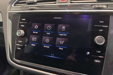 Volkswagen Tiguan 2.0 TDI Elegance SUV 5dr Diesel DSG Euro 6 (s/s) (150 ps) 24