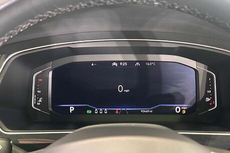 Volkswagen Tiguan 2.0 TDI Elegance SUV 5dr Diesel DSG Euro 6 (s/s) (150 ps) 20