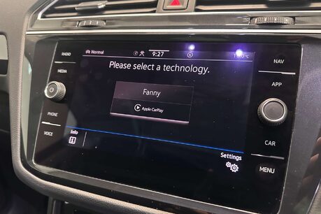 Volkswagen Tiguan 2.0 TDI Elegance SUV 5dr Diesel DSG Euro 6 (s/s) (150 ps) 31