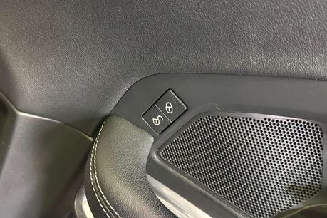 Jaguar E-Pace 2.0 D150 R-Dynamic S SUV 5dr Diesel Auto AWD Euro 6 (s/s) (150 ps) 12