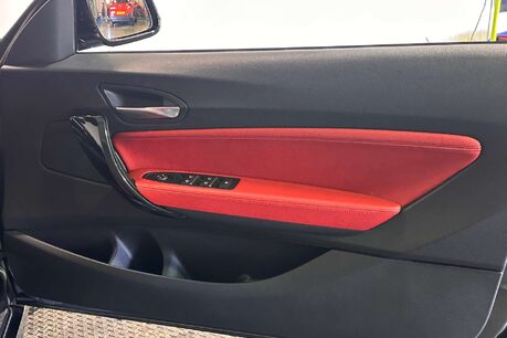 BMW 2 Series 2.0 220i M Sport Convertible 2dr Petrol Auto Euro 6 (s/s) (184 ps) 11