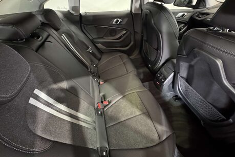 BMW 2 Series 1.5 218i Sport (LCP) Saloon 4dr Petrol Manual Euro 6 (s/s) (136 ps) 47