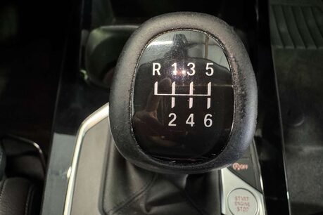 BMW 2 Series 1.5 218i Sport (LCP) Saloon 4dr Petrol Manual Euro 6 (s/s) (136 ps) 25