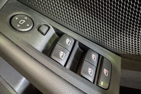 BMW 2 Series 1.5 218i Sport (LCP) Saloon 4dr Petrol Manual Euro 6 (s/s) (136 ps) 13