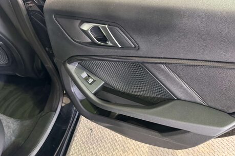 BMW 2 Series 1.5 218i Sport (LCP) Saloon 4dr Petrol Manual Euro 6 (s/s) (136 ps) 51