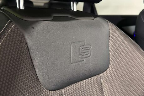 Audi A4 2.0 TDI S line Saloon 4dr Diesel S Tronic Euro 6 (s/s) (150 ps) 45