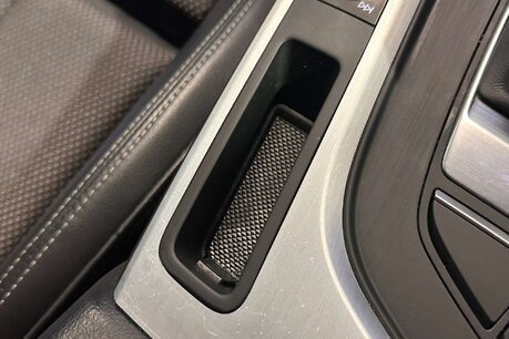 Audi A4 2.0 TDI S line Saloon 4dr Diesel S Tronic Euro 6 (s/s) (150 ps) 42