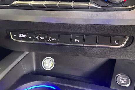 Audi A4 2.0 TDI S line Saloon 4dr Diesel S Tronic Euro 6 (s/s) (150 ps) 37