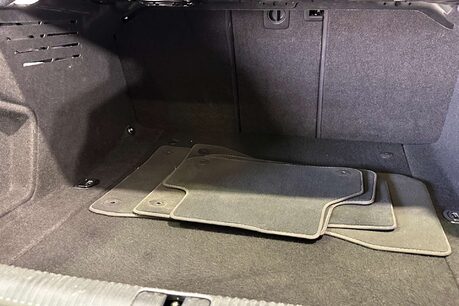 Audi A4 2.0 TDI S line Saloon 4dr Diesel S Tronic Euro 6 (s/s) (150 ps) 53