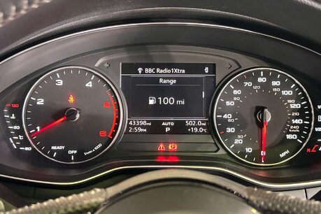 Audi A4 2.0 TDI S line Saloon 4dr Diesel S Tronic Euro 6 (s/s) (150 ps) 27