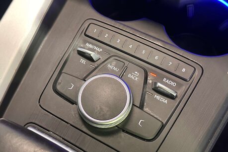 Audi A4 2.0 TDI S line Saloon 4dr Diesel S Tronic Euro 6 (s/s) (150 ps) 39