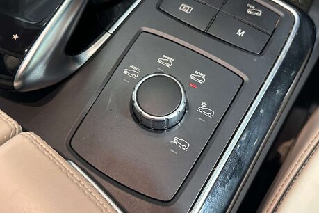Mercedes-Benz GLE 3.0 GLE350d V6 designo Line SUV 5dr Diesel G-Tronic 4MATIC Euro 6 (s/s) (25 37