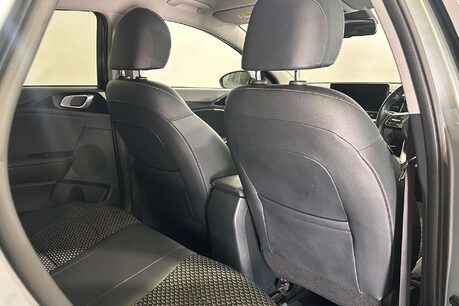 Kia Ceed 1.5 T-GDi 3 Hatchback 5dr Petrol Manual Euro 6 (s/s) (158 bhp) 39