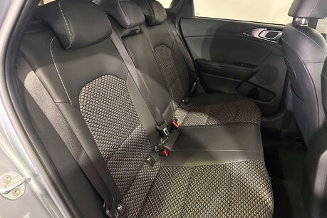 Kia Ceed 1.5 T-GDi 3 Hatchback 5dr Petrol Manual Euro 6 (s/s) (158 bhp) 42