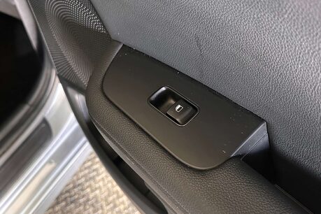 Kia Ceed 1.5 T-GDi 3 Hatchback 5dr Petrol Manual Euro 6 (s/s) (158 bhp) 41