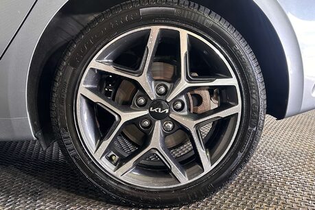 Kia Ceed 1.5 T-GDi 3 Hatchback 5dr Petrol Manual Euro 6 (s/s) (158 bhp) 54