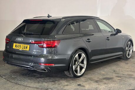 Audi A4 2.0 TFSI 35 Black Edition Estate 5dr Petrol S Tronic Euro 6 (s/s) (150 ps) 7