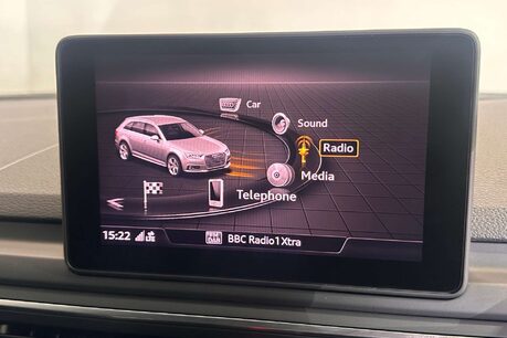 Audi A4 2.0 TFSI 35 Black Edition Estate 5dr Petrol S Tronic Euro 6 (s/s) (150 ps) 30