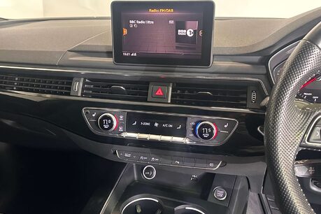 Audi A4 2.0 TFSI 35 Black Edition Estate 5dr Petrol S Tronic Euro 6 (s/s) (150 ps) 28