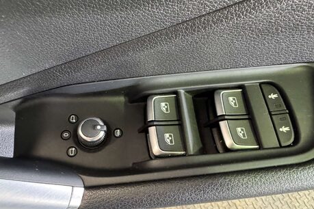 Audi Q2 1.4 TFSI CoD Sport SUV 5dr Petrol Manual Euro 6 (s/s) (150 ps) 14