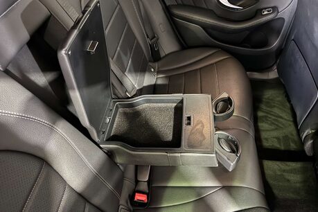 Mercedes-Benz GLC 2.1 GLC220d AMG Line SUV 5dr Diesel G-Tronic+ 4MATIC Euro 6 (s/s) (170 ps) 42