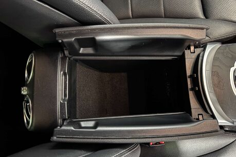 Mercedes-Benz GLC 2.1 GLC220d AMG Line SUV 5dr Diesel G-Tronic+ 4MATIC Euro 6 (s/s) (170 ps) 21