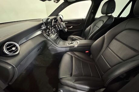 Mercedes-Benz GLC 2.1 GLC220d AMG Line SUV 5dr Diesel G-Tronic+ 4MATIC Euro 6 (s/s) (170 ps) 59