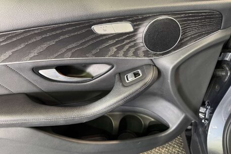 Mercedes-Benz GLC 2.1 GLC220d AMG Line SUV 5dr Diesel G-Tronic+ 4MATIC Euro 6 (s/s) (170 ps) 56