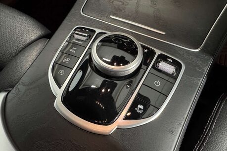 Mercedes-Benz GLC 2.1 GLC220d AMG Line SUV 5dr Diesel G-Tronic+ 4MATIC Euro 6 (s/s) (170 ps) 23