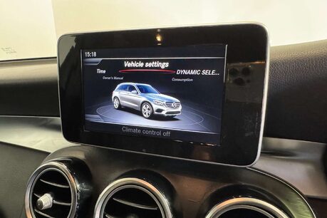 Mercedes-Benz GLC 2.1 GLC220d AMG Line SUV 5dr Diesel G-Tronic+ 4MATIC Euro 6 (s/s) (170 ps) 38