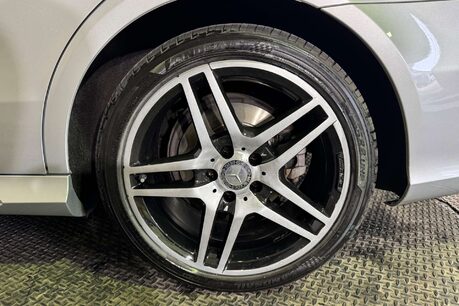 Mercedes-Benz E Class 2.1 E250 CDI AMG Night Edition Saloon 4dr Diesel G-Tronic+ Euro 5 (s/s) (20 61