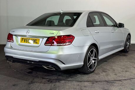 Mercedes-Benz E Class 2.1 E250 CDI AMG Night Edition Saloon 4dr Diesel G-Tronic+ Euro 5 (s/s) (20 7