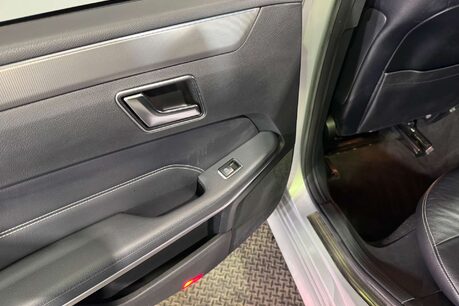 Mercedes-Benz E Class 2.1 E250 CDI AMG Night Edition Saloon 4dr Diesel G-Tronic+ Euro 5 (s/s) (20 51