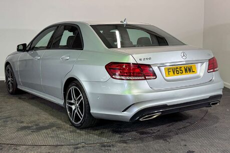 Mercedes-Benz E Class 2.1 E250 CDI AMG Night Edition Saloon 4dr Diesel G-Tronic+ Euro 5 (s/s) (20 5