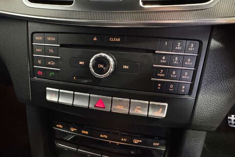 Mercedes-Benz E Class 2.1 E250 CDI AMG Night Edition Saloon 4dr Diesel G-Tronic+ Euro 5 (s/s) (20 29