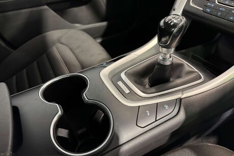 Ford Mondeo 2.0 TDCi ECOnetic Style Estate 5dr Diesel Manual Euro 6 (s/s) (150 ps) 13