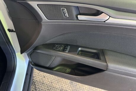 Ford Mondeo 2.0 TDCi ECOnetic Style Estate 5dr Diesel Manual Euro 6 (s/s) (150 ps) 14