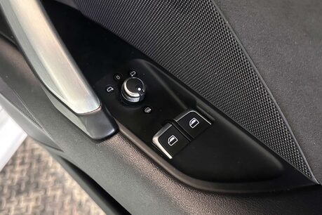 Audi TT 1.8 TFSI S line Coupe 3dr Petrol Manual Euro 6 (s/s) (180 ps) 11