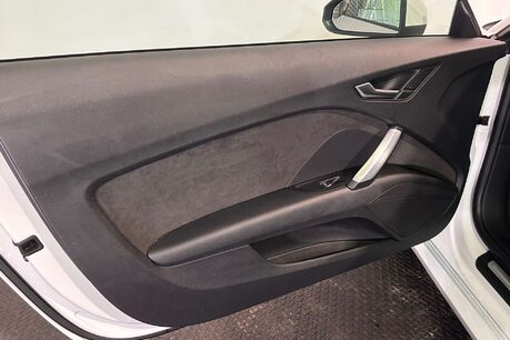 Audi TT 1.8 TFSI S line Coupe 3dr Petrol Manual Euro 6 (s/s) (180 ps) 47