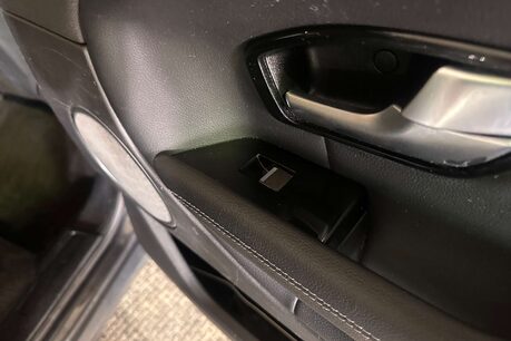 Land Rover Range Rover Evoque 2.0 TD4 SE Tech SUV 5dr Diesel Auto 4WD Euro 6 (s/s) (180 ps) 41