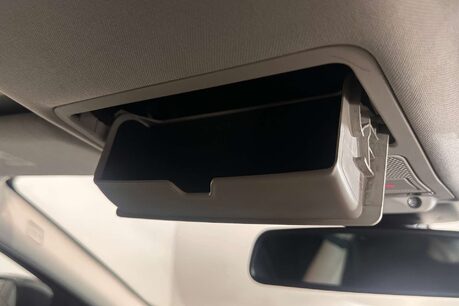 Land Rover Range Rover Evoque 2.0 TD4 SE Tech SUV 5dr Diesel Auto 4WD Euro 6 (s/s) (180 ps) 38