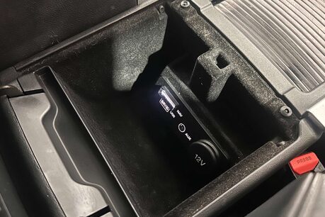 Land Rover Range Rover Evoque 2.0 TD4 SE Tech SUV 5dr Diesel Auto 4WD Euro 6 (s/s) (180 ps) 37