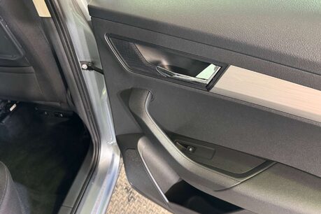 Skoda Karoq 1.5 TSI ACT SE SUV 5dr Petrol DSG Euro 6 (s/s) (150 ps) 47