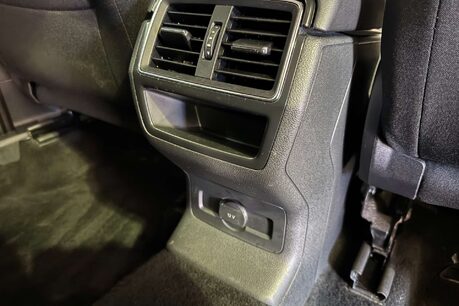 Skoda Karoq 1.5 TSI ACT SE SUV 5dr Petrol DSG Euro 6 (s/s) (150 ps) 44