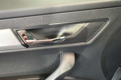 Skoda Karoq 1.5 TSI ACT SE SUV 5dr Petrol DSG Euro 6 (s/s) (150 ps) 61